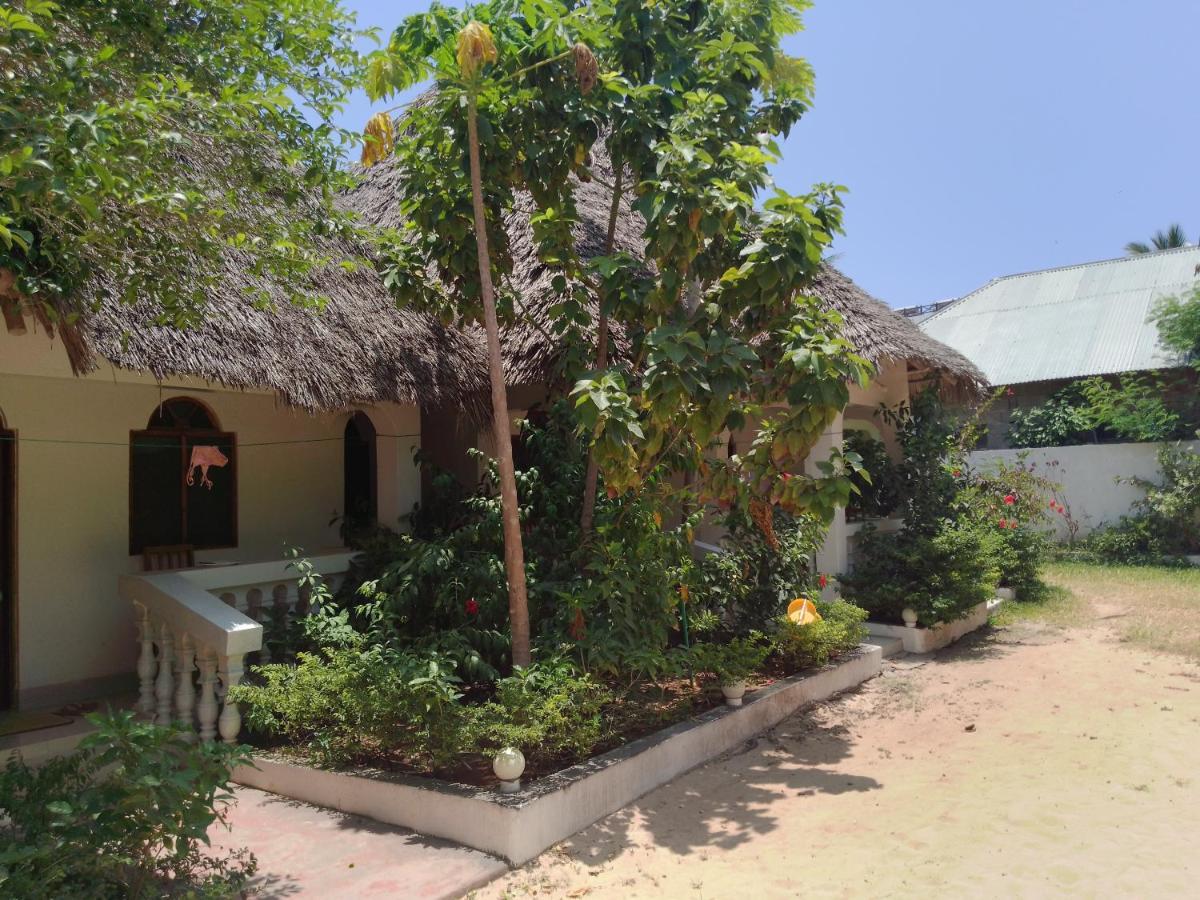 H & H Bungalows Nungwi Exterior foto